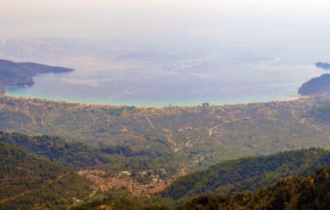 De pe plajă pe munte (și invers) – Vârful Ypsarion (1.204 m), Munții Ypsarion, Thassos, Grecia