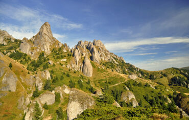 Muntii Ciucas – Vf Ciucas din Pasul Bratocea