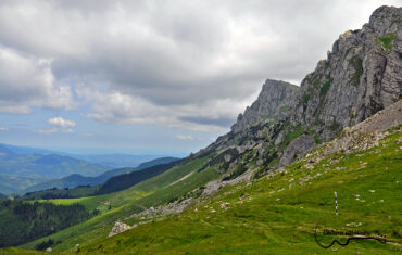 Bucegi: Padina-Refugiul Strunga- Varful Lucacila-Lacul Bolboci