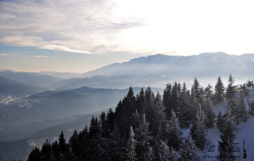Sărbătorim munţomăneşte! Tură de o zi până pe vârful Postăvaru